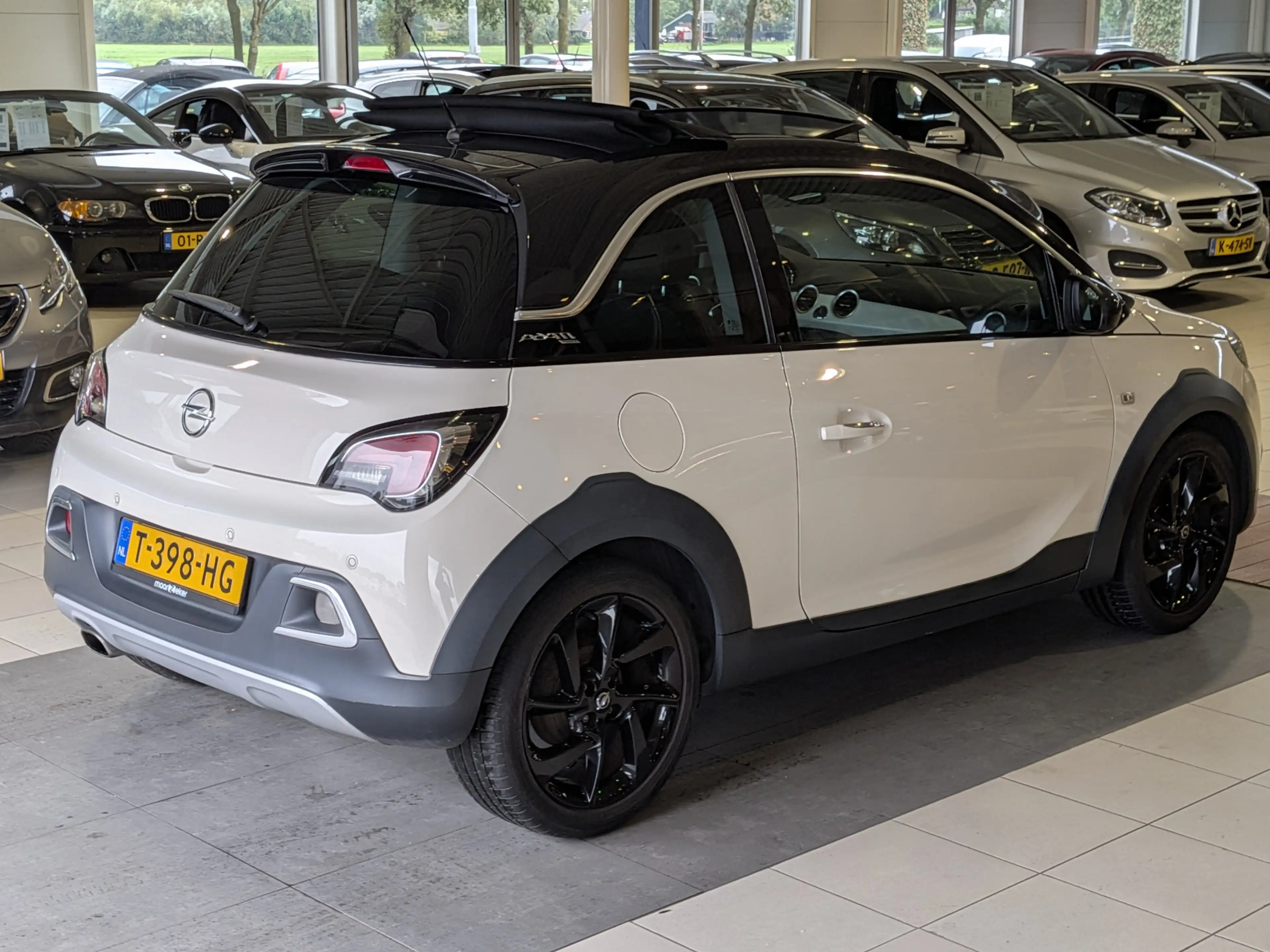 Opel Adam 1.4 Glam Airco, Cruise Control, Stuurbekrachtiging — photo 4