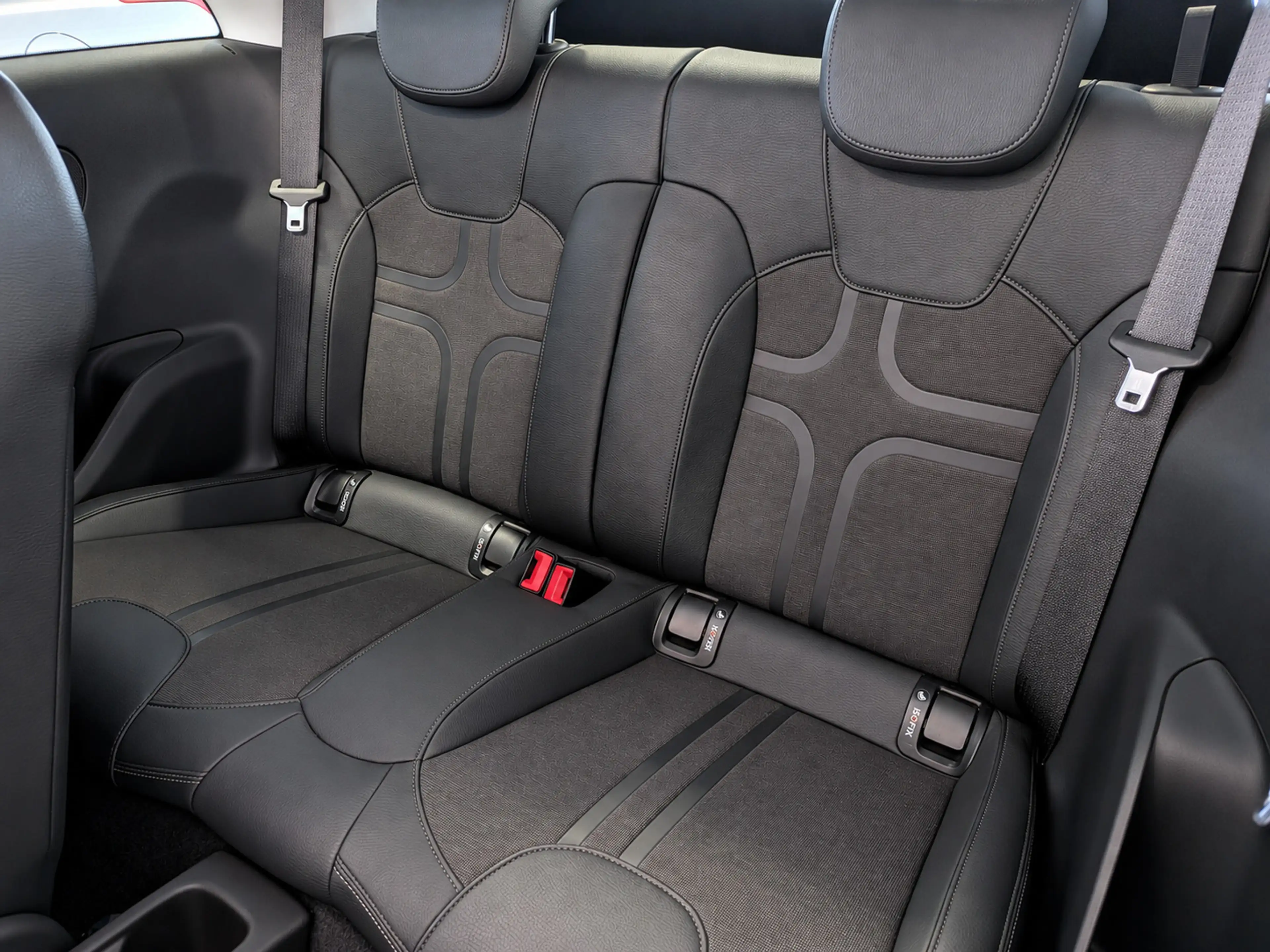 Opel Adam 1.4 Glam Airco, Cruise Control, Stuurbekrachtiging — photo 7