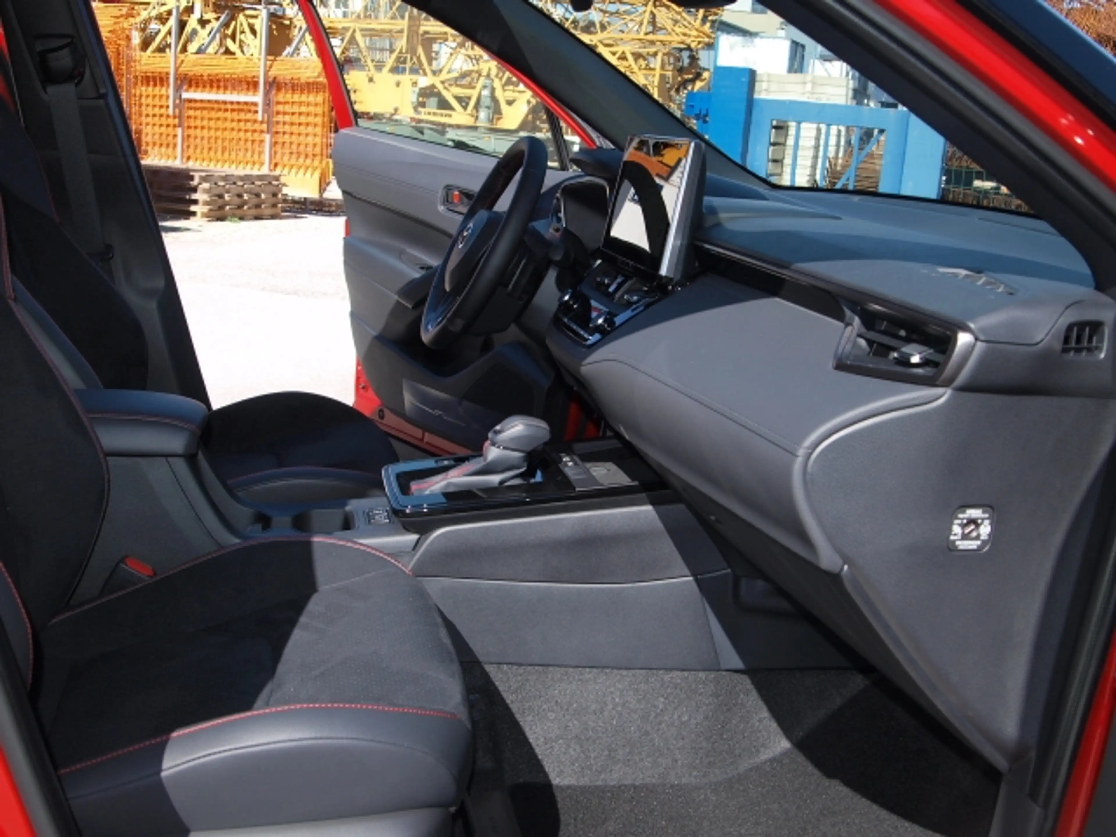 Toyota Corolla Cross Corolla Cross 2,0 HSD GR-SPORT — photo 12