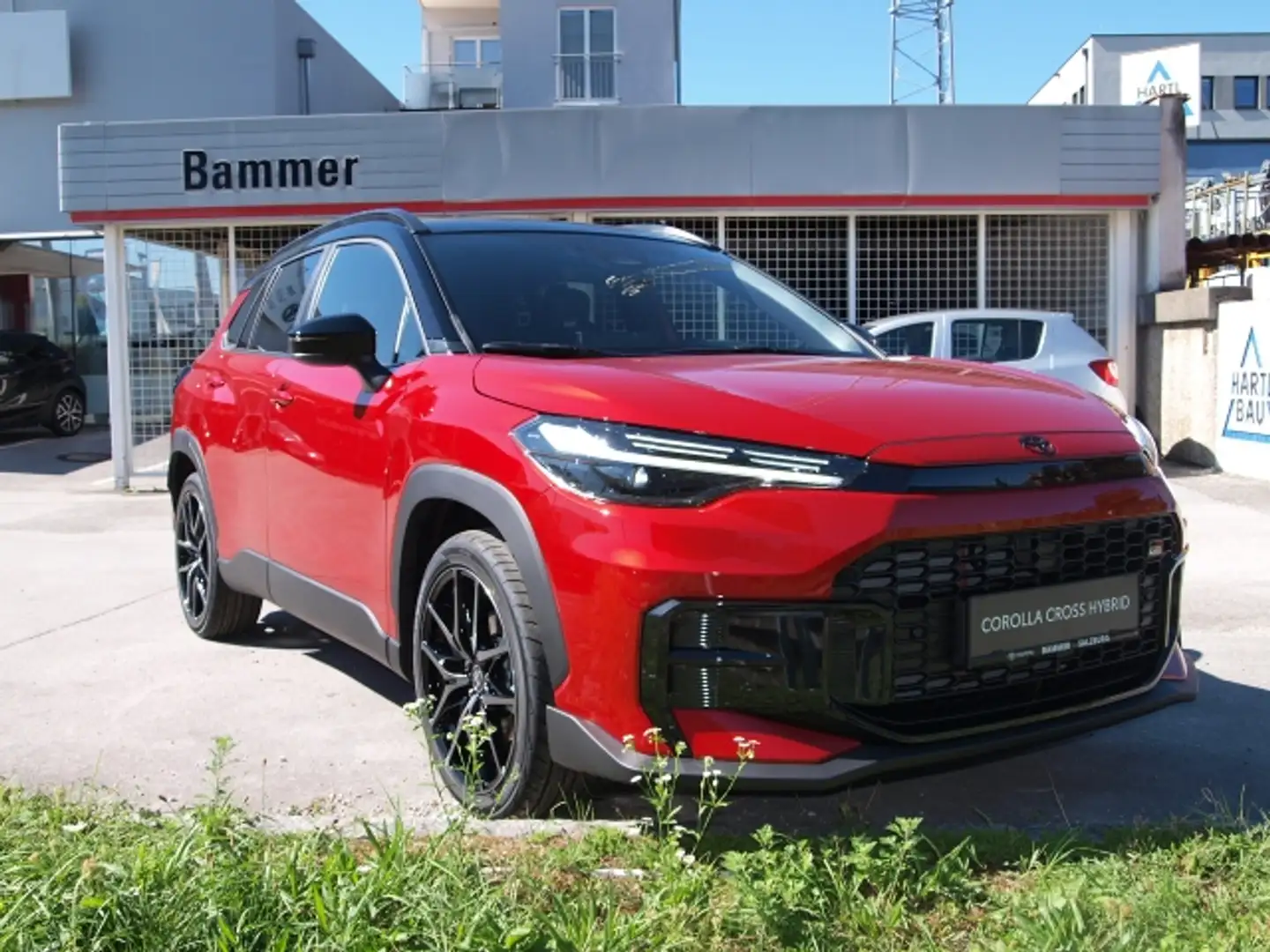 Toyota Corolla Cross Corolla Cross 2,0 HSD GR-SPORT Rot - 1
