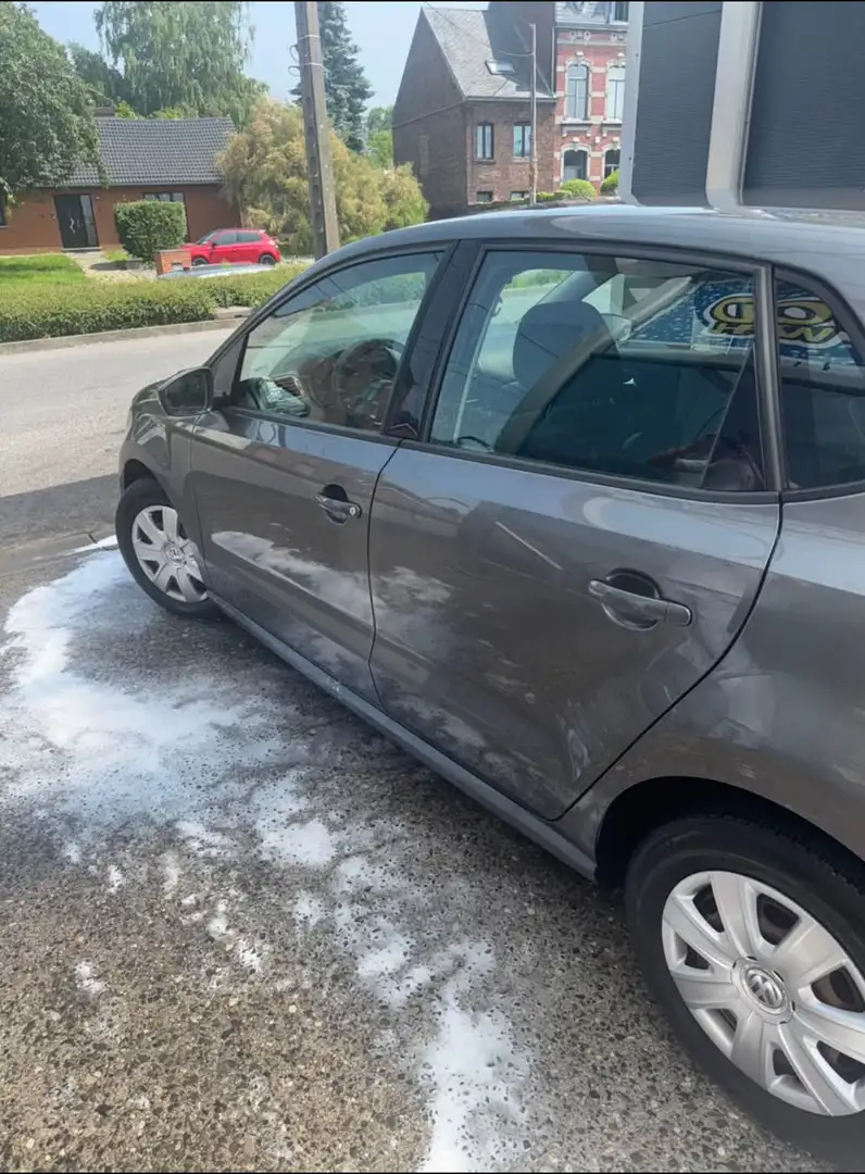 Volkswagen Polo 1.6 CR TDi - 1