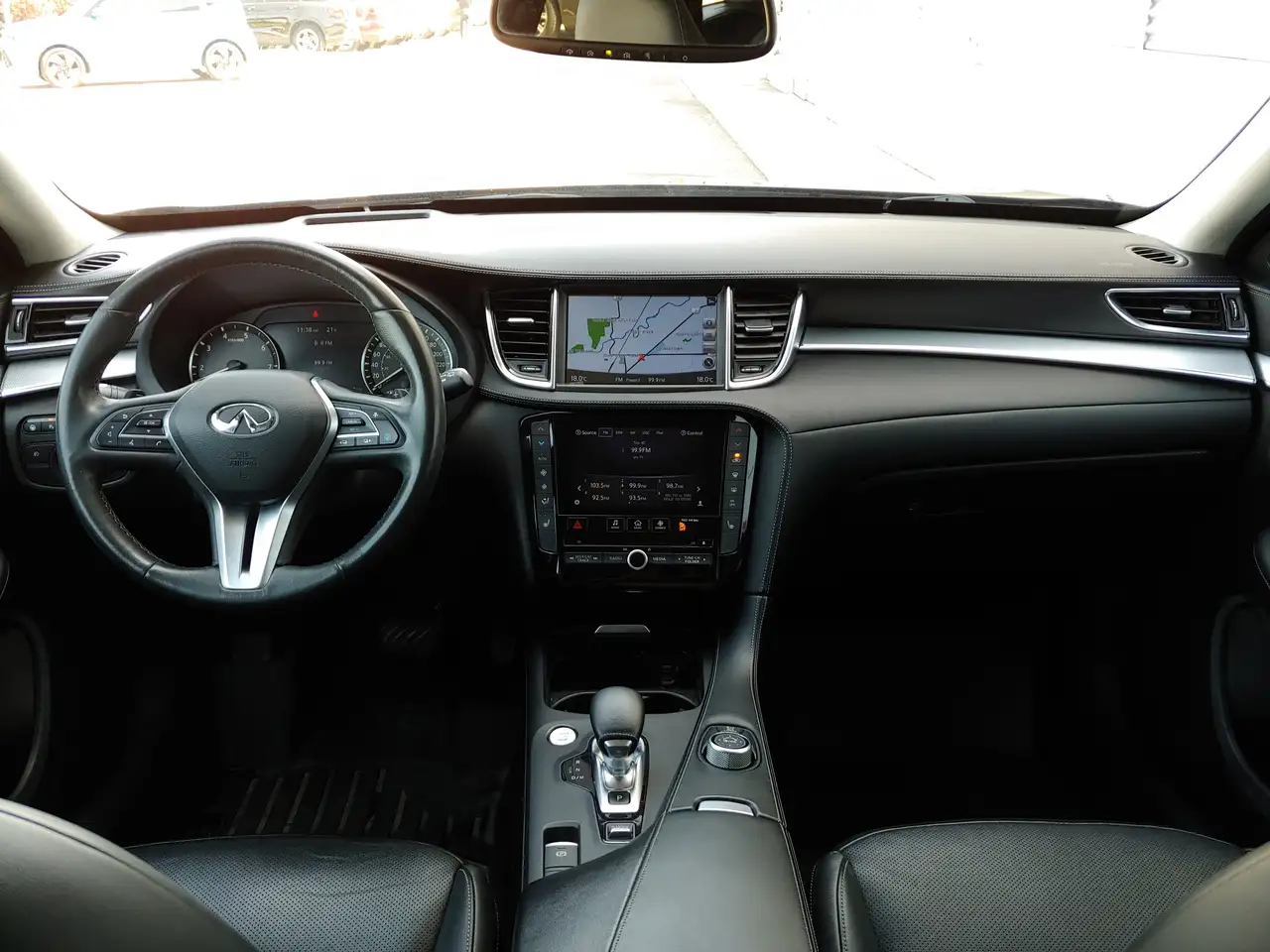 Infiniti QX50 снимка Infiniti QX50