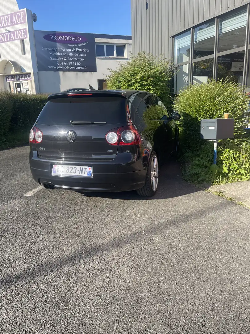 Volkswagen Golf GTI 2.0 T 16S FSI 230 Pirelli DSG - 2