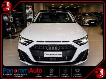 A1 30TFSI Stronic Sportback S line edition Full Optional Navi LED Virtual Cockpit