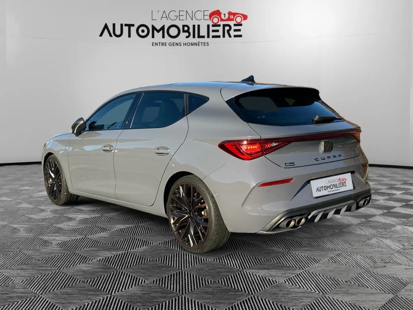 CUPRA Leon Leon 2.0 TSI DSG VZ Gris - 2