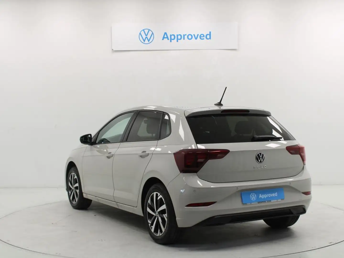 Volkswagen Polo 1.0 TSI Life DSG 70kW Gris - 2