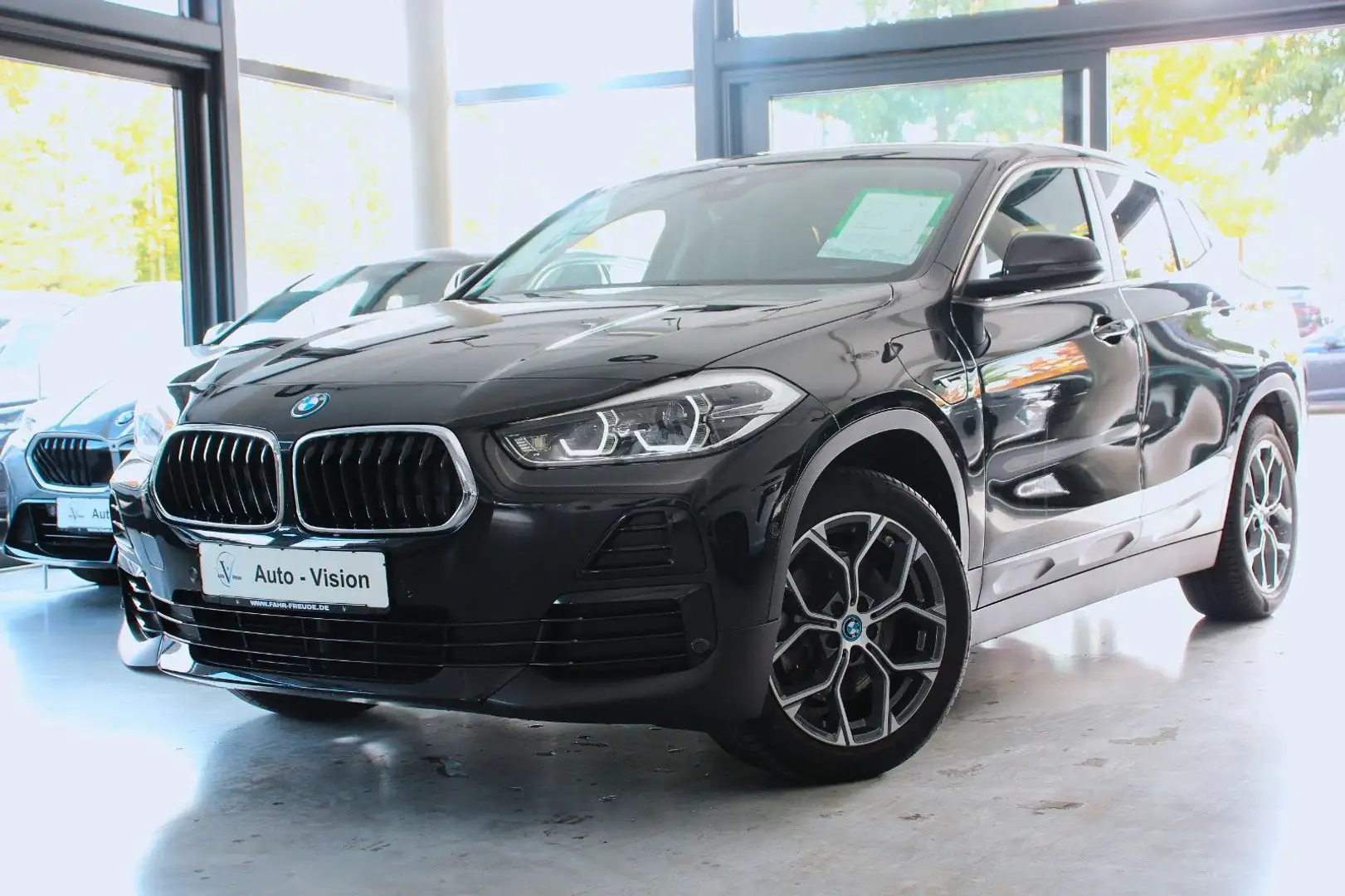 BMW X2 xDrive 25e (F39) Advantage*LED*Navi*Sportsitz Schwarz - 1