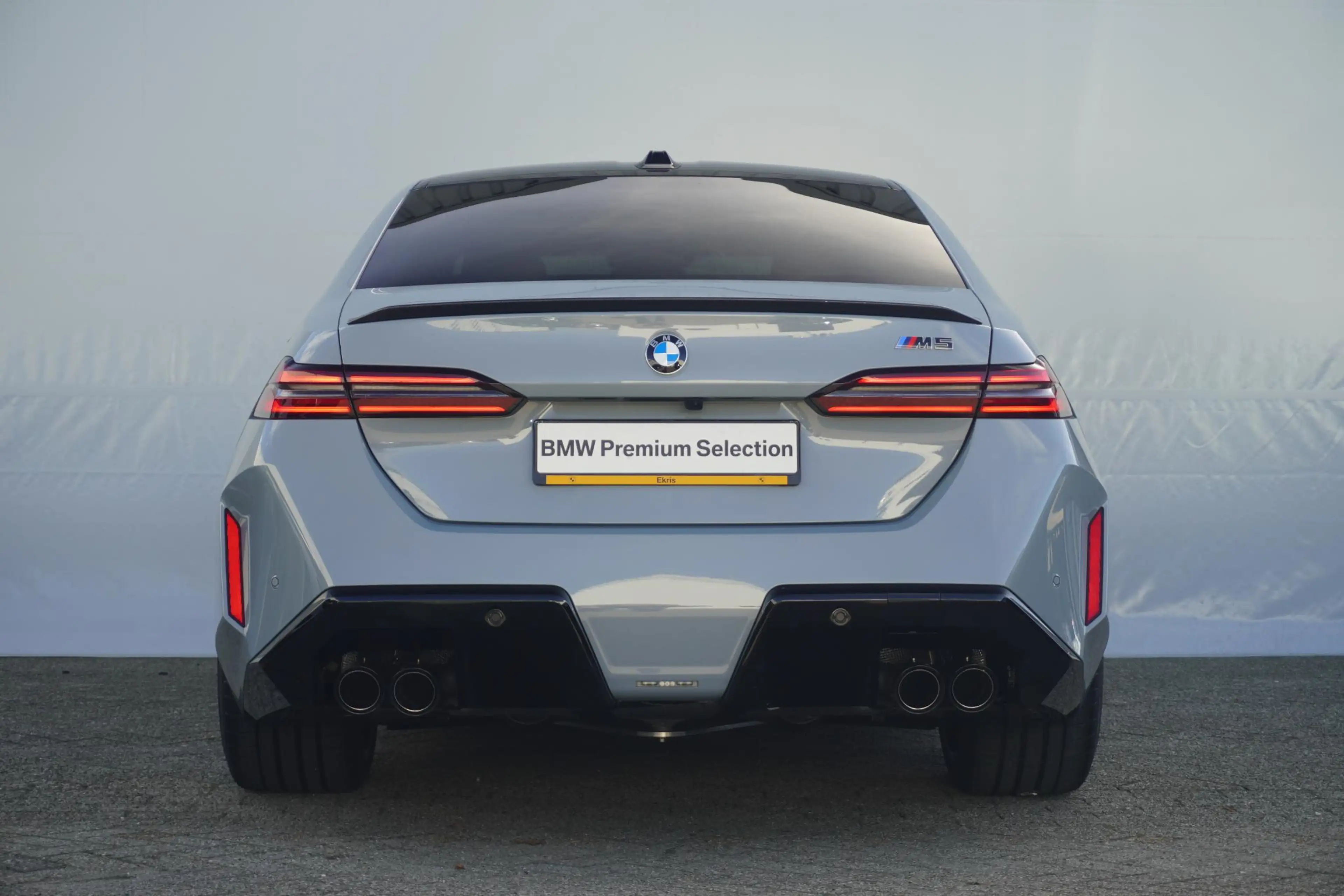 BMW M5 Sedan | M Drivers Pack | Comfort Pack | Bowers & W — photo 7