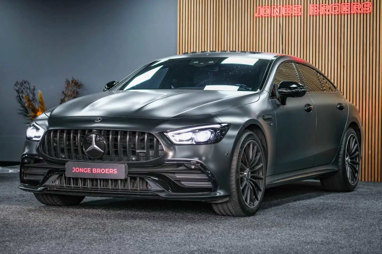 Mercedes-Benz AMG GT 4-Door Coupe AMG 43 4MATIC+ Premium Plus Schwarz - 2
