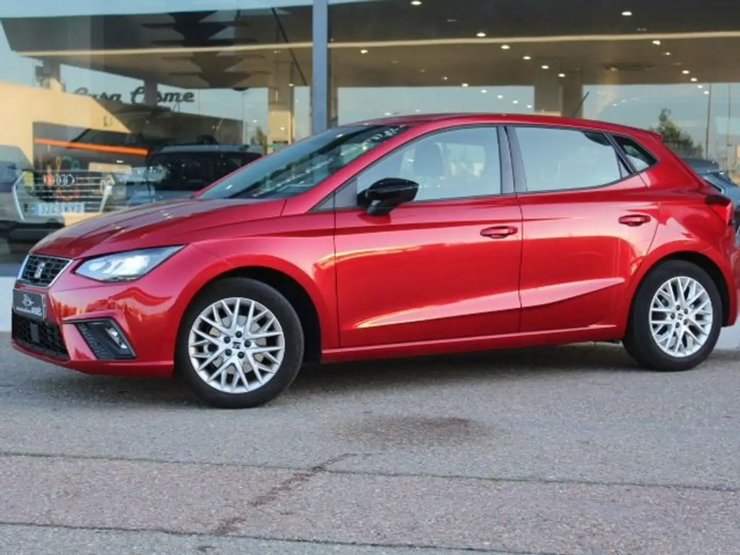 SEAT Ibiza 1.0 TSI S&S FR 85kW Rojo - 2