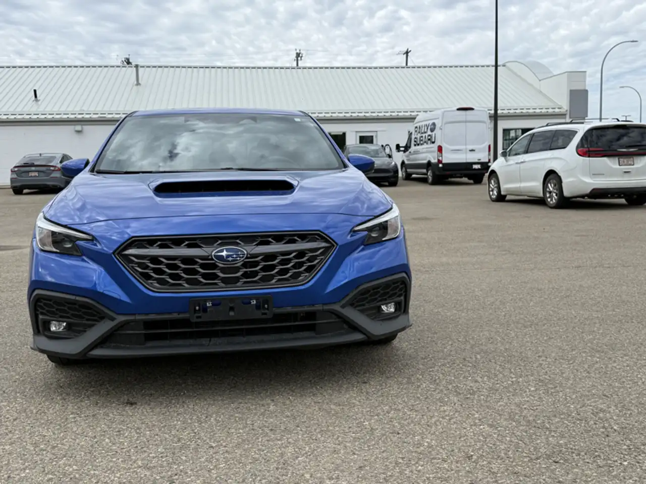 Subaru WRX снимка Subaru WRX