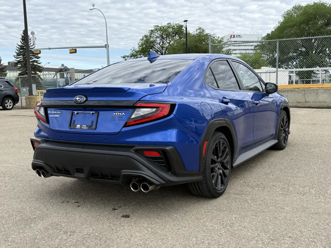Subaru WRX снимка Subaru WRX