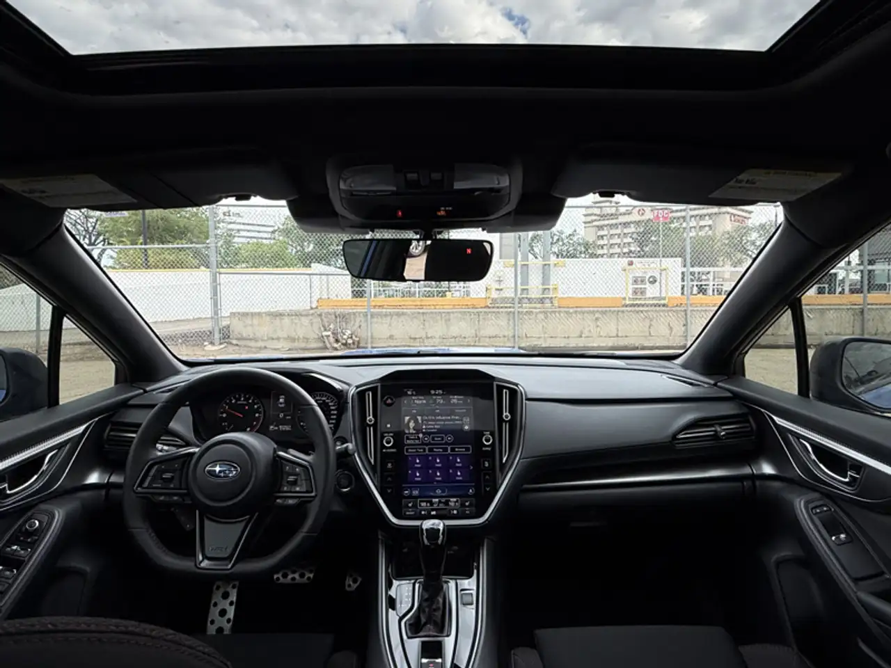 Subaru WRX снимка Subaru WRX