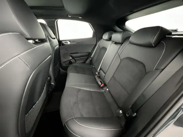 Kia Xceed view 8