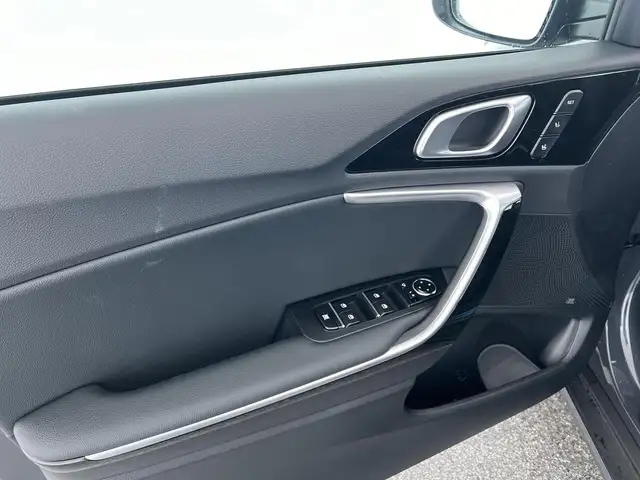 Kia Xceed view 11