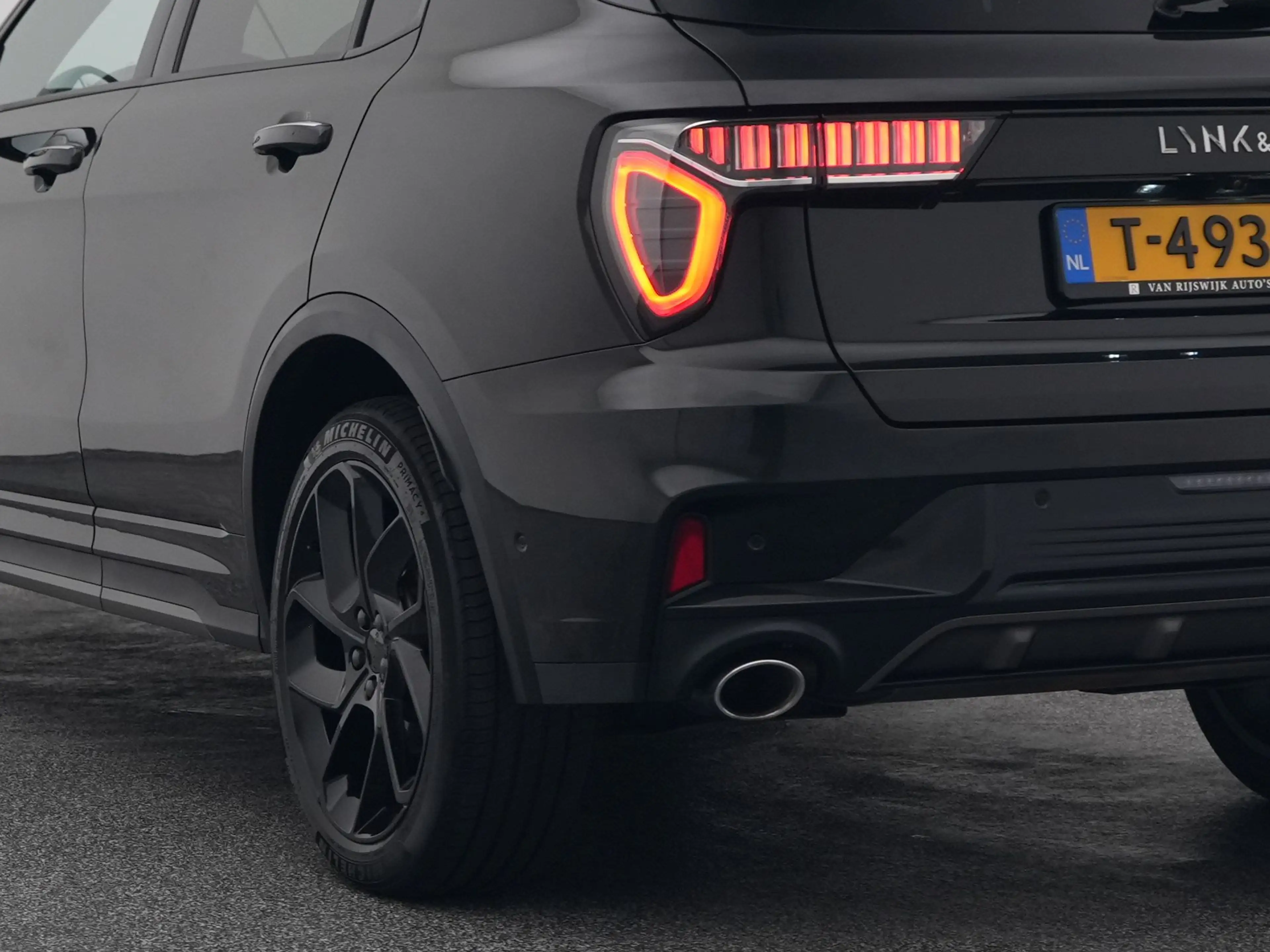 Lynk & Co 01 1.5 Plug-in Hybrid | 360° | BLACK | ZWARTE HEMEL | — photo 18