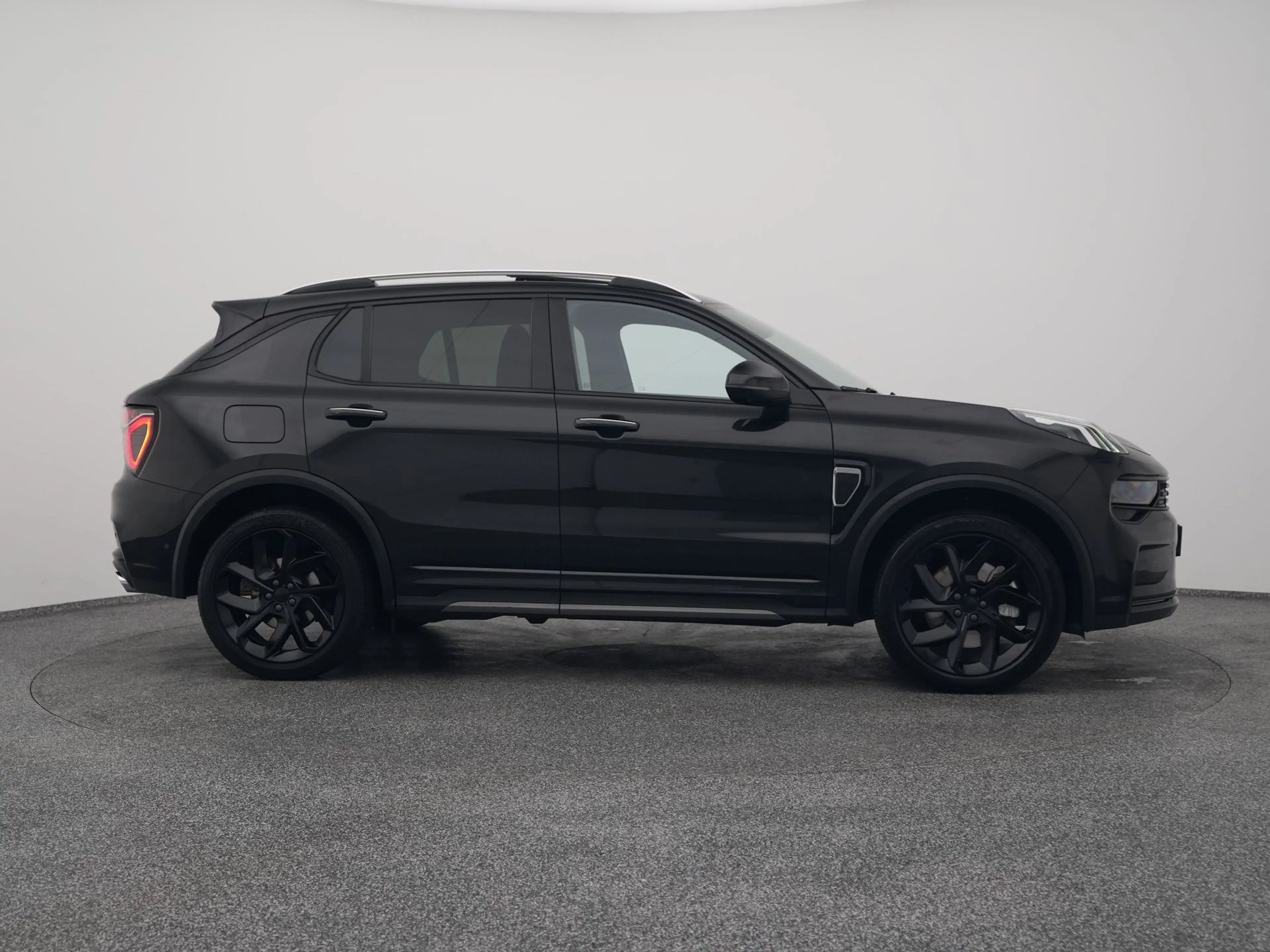 Lynk & Co 01 1.5 Plug-in Hybrid | 360° | BLACK | ZWARTE HEMEL | — photo 14