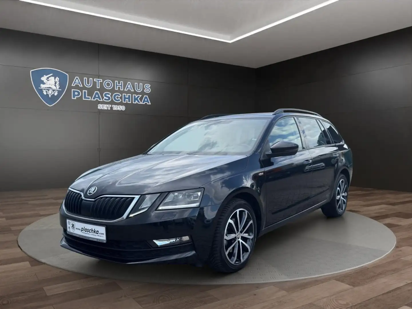 Skoda Octavia 1.5 TSI DSG Combi Soleil NAVI*PDC*SHZ Klima Navi Black - 1