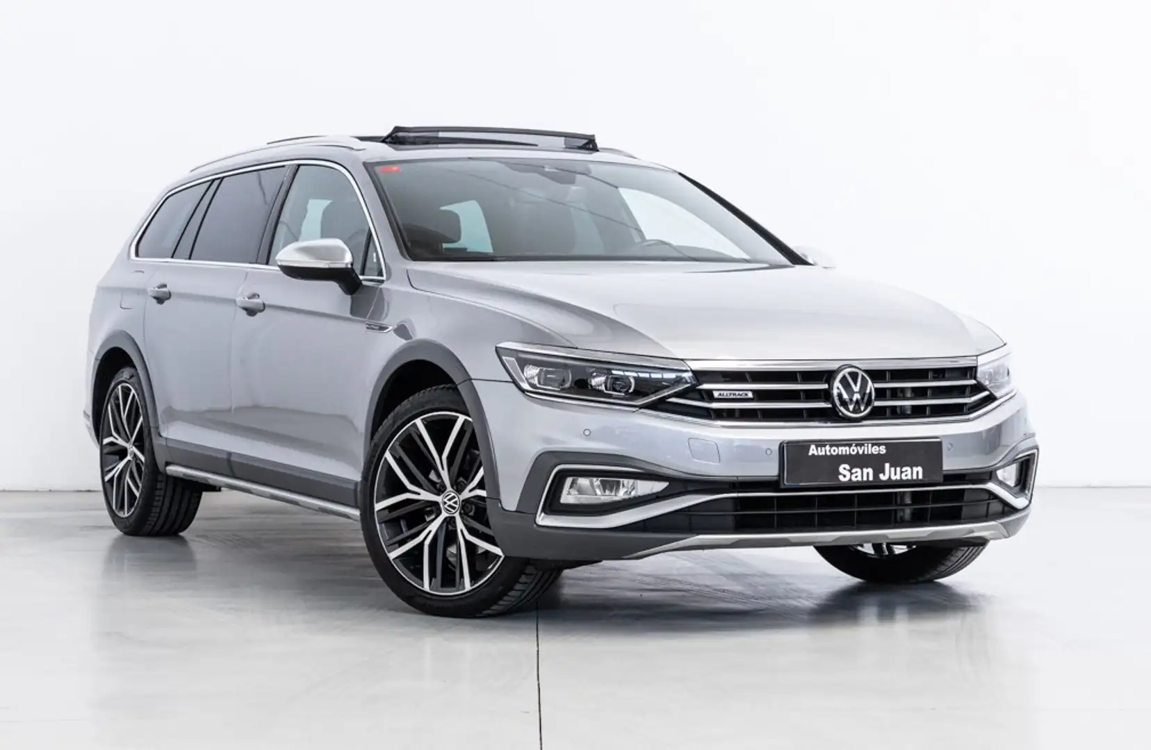 Volkswagen Passat Alltrack 2.0TDI 4Motion DSG 147kW Plateado - 1