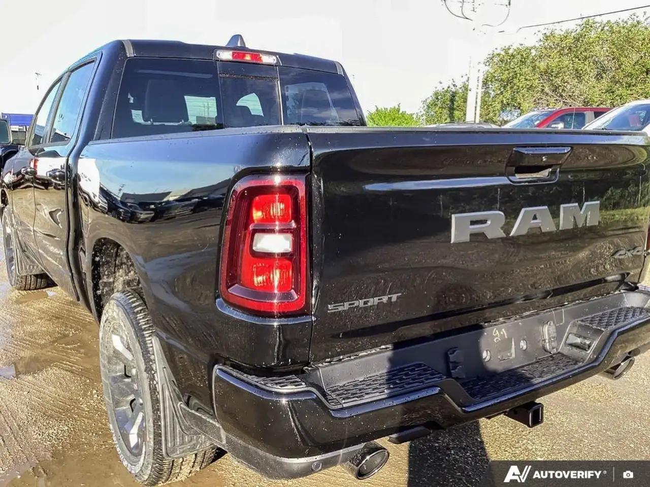 RAM 1500 снимка RAM 1500