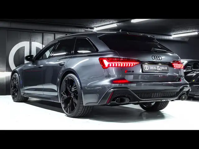 Audi RS6 view 3