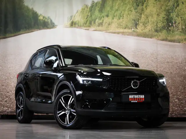 Volvo XC40 T2 Dark Plus