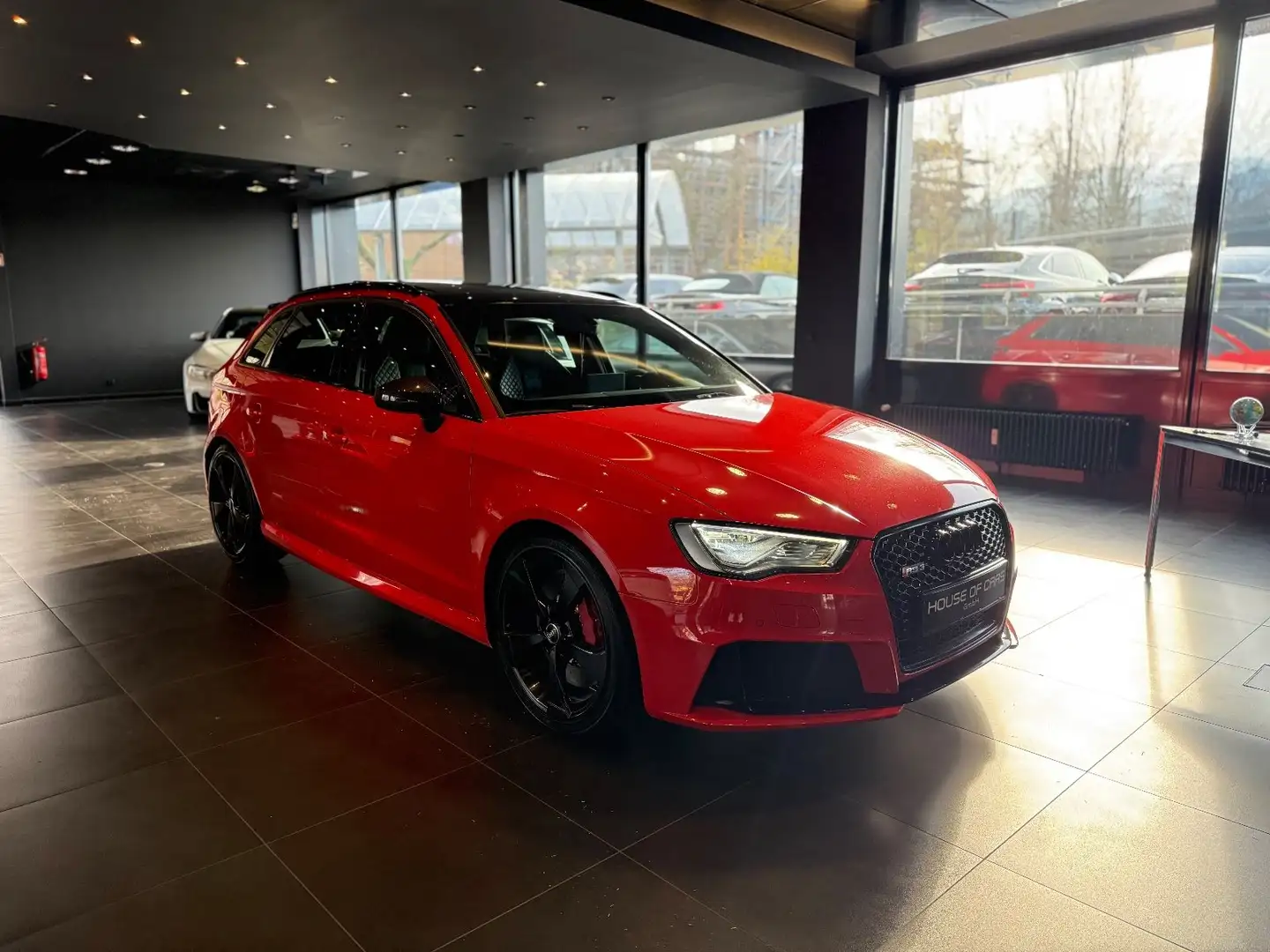 Audi RS3 Sportback 2.5 TFSI quattro*Pano*Bang&Olufsen Roşu - 2