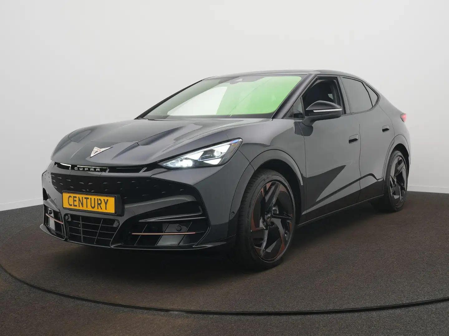 CUPRA Tavascan VZ Adrenaline 82 kWh 340pk Panoramadak - Camera - Gris - 1