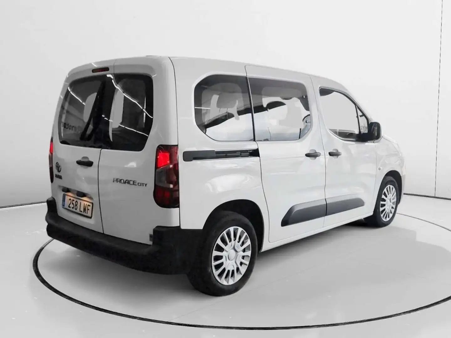 Toyota Proace City Combi L1 1.5D GX 100 Blanco - 2