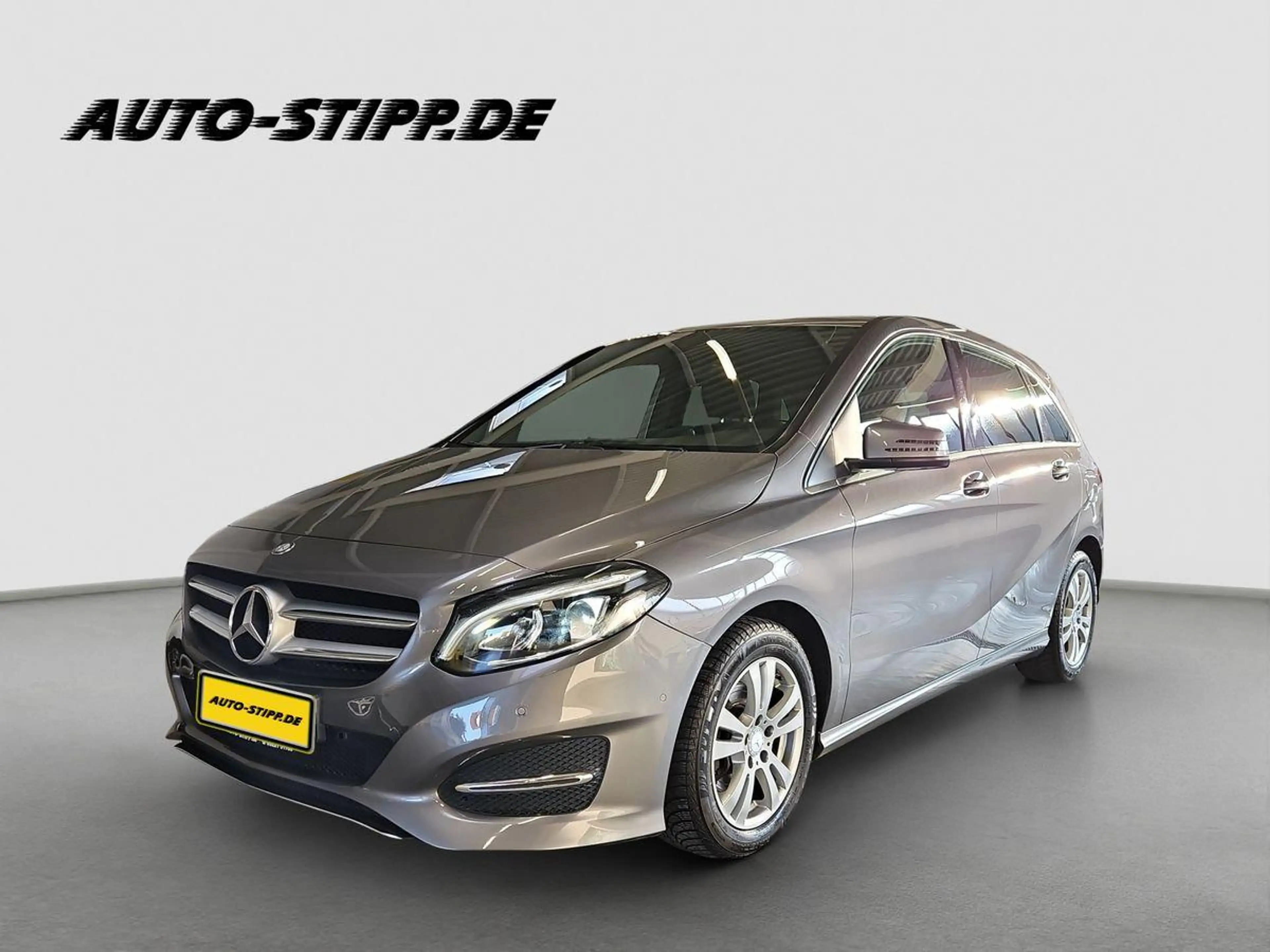 Mercedes-Benz B 200 CDI Urban NAV TEMP RFK LED AHK schwenkbar — photo 2