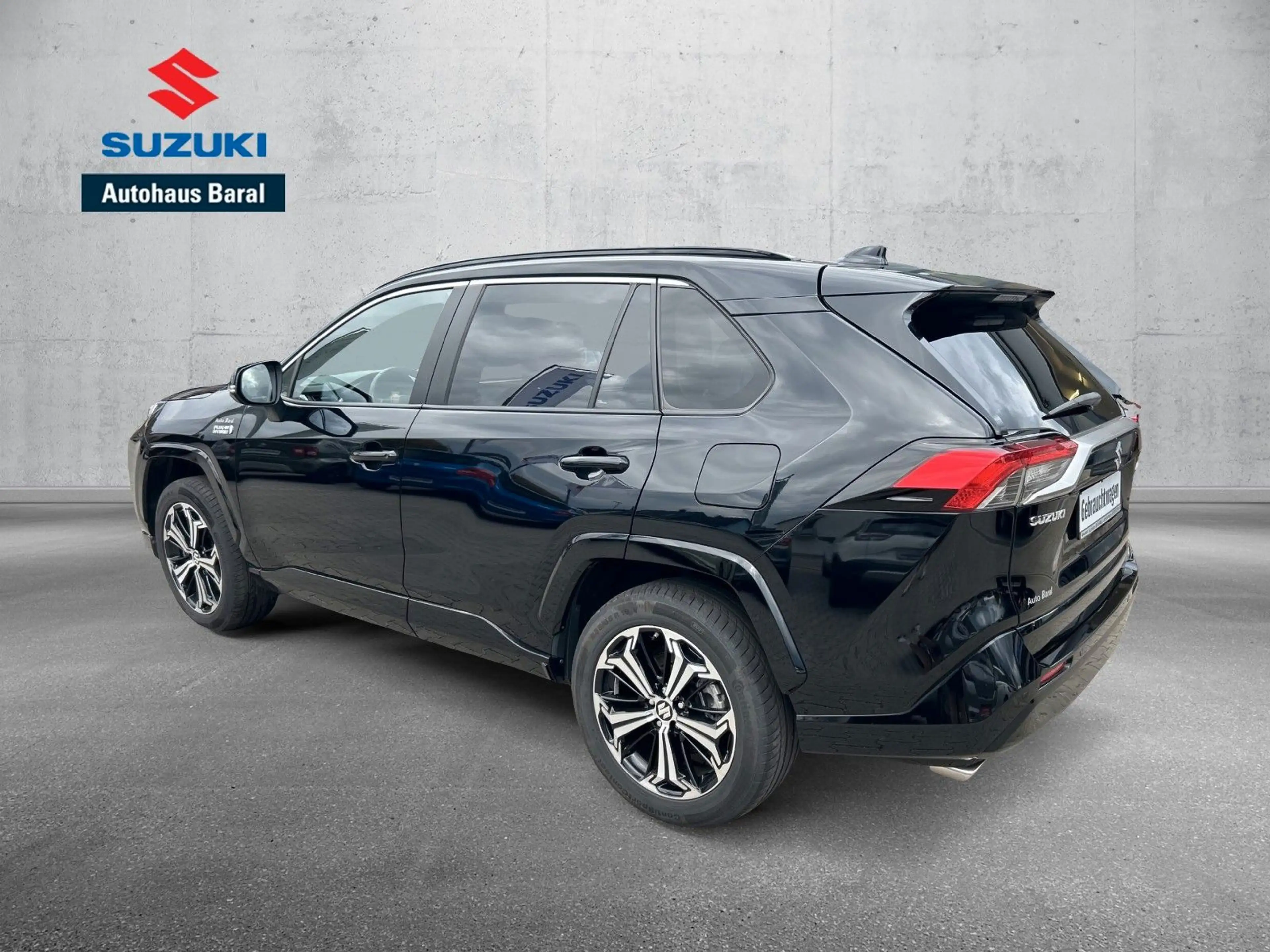 Suzuki Across 2.5 Plug-In Hybrid Comfort+ E-Four — photo 4