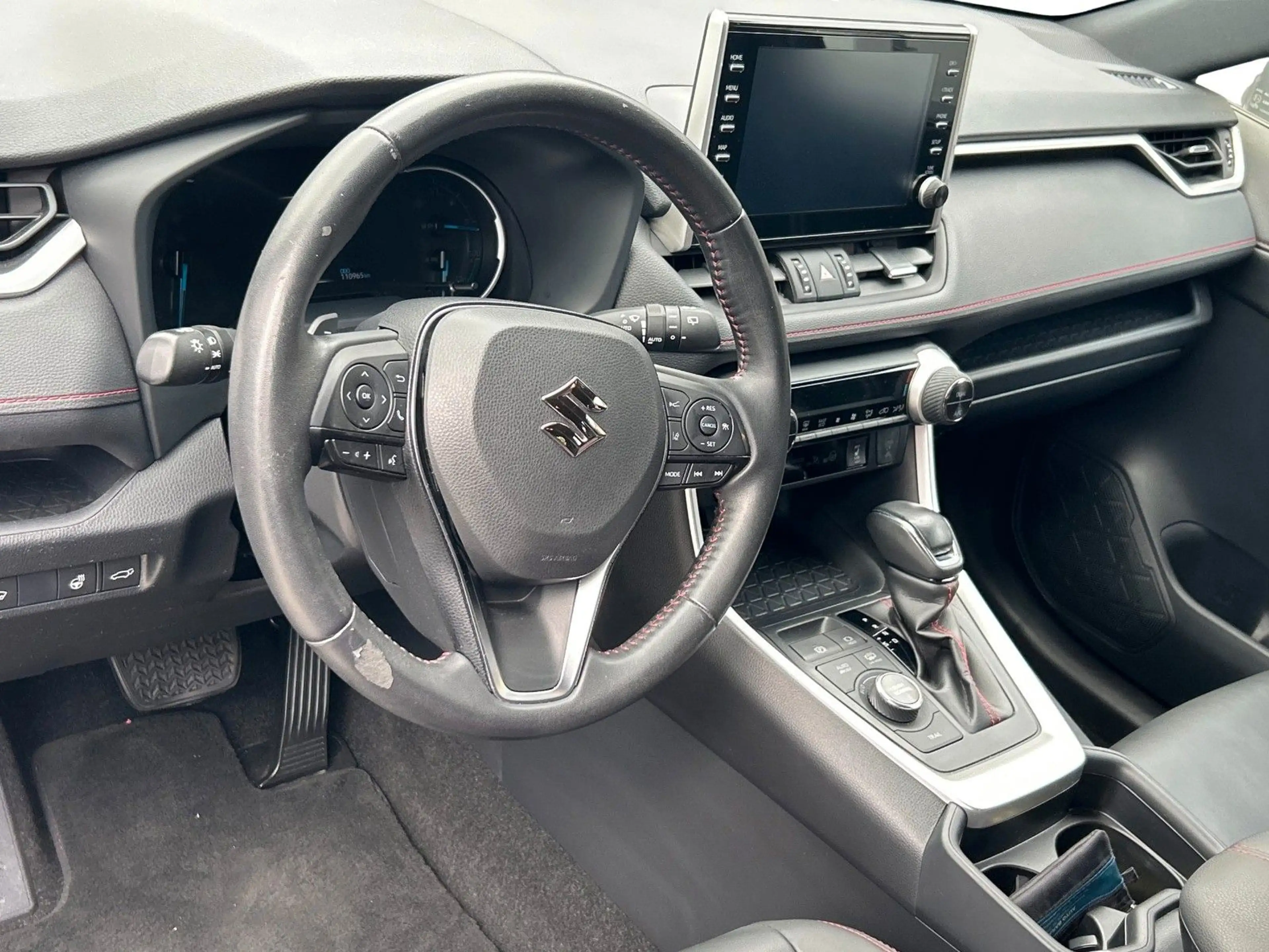 Suzuki Across 2.5 Plug-In Hybrid Comfort+ E-Four — photo 11