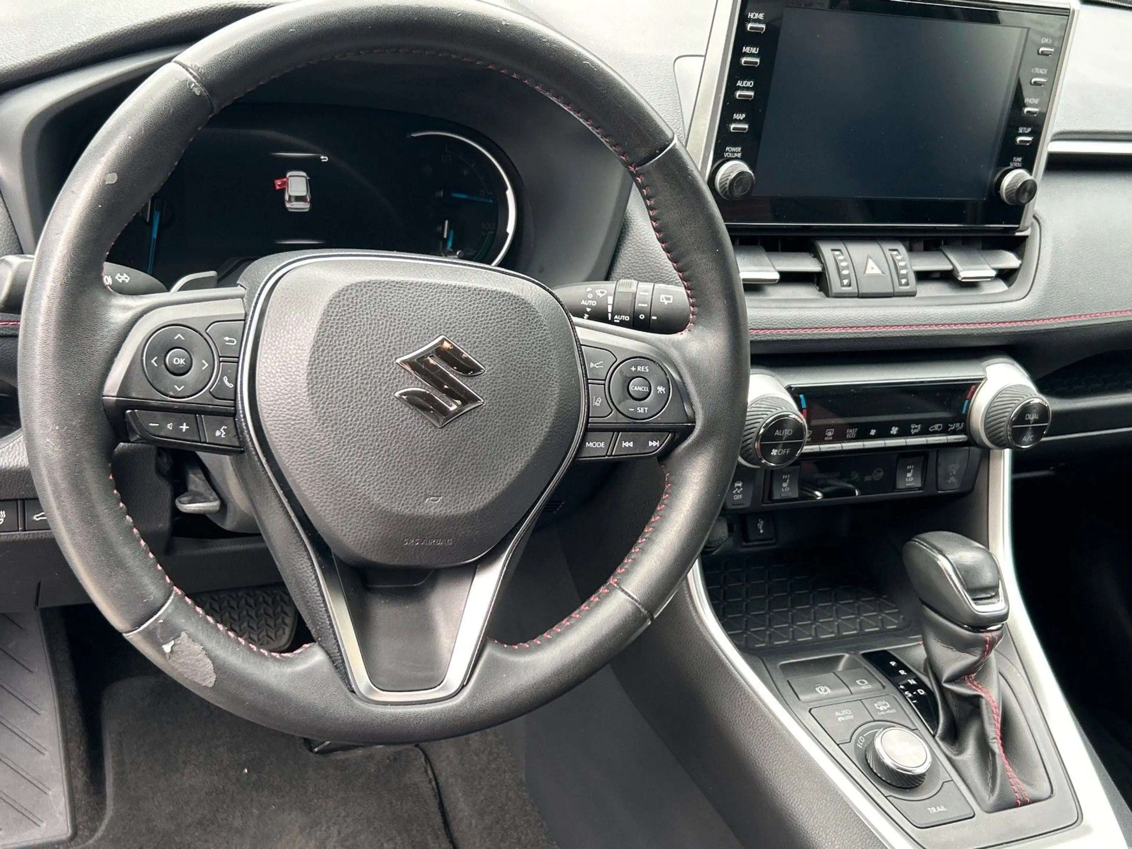 Suzuki Across 2.5 Plug-In Hybrid Comfort+ E-Four — photo 13