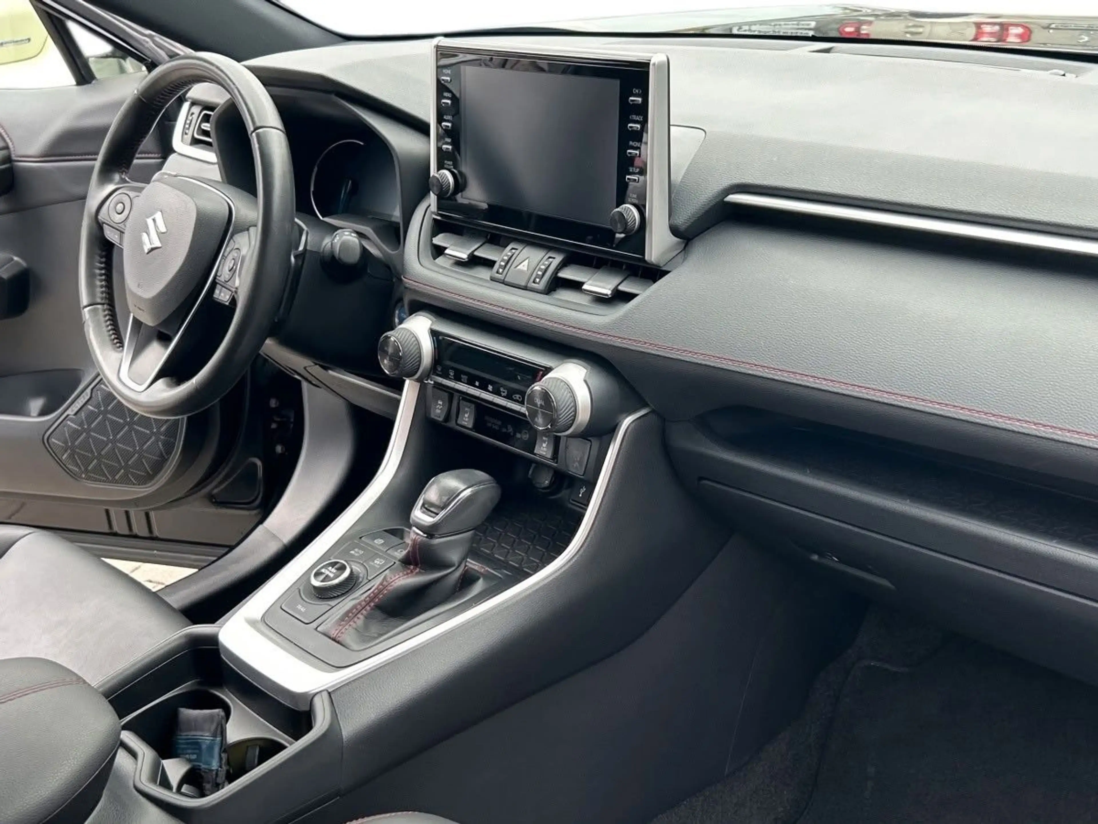 Suzuki Across 2.5 Plug-In Hybrid Comfort+ E-Four — photo 14