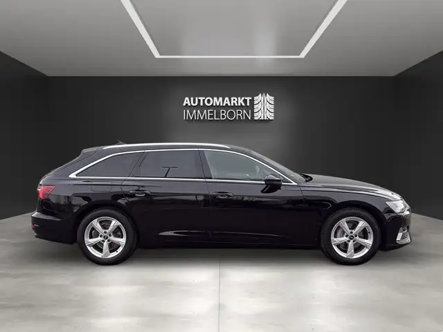 Audi A6 view 11