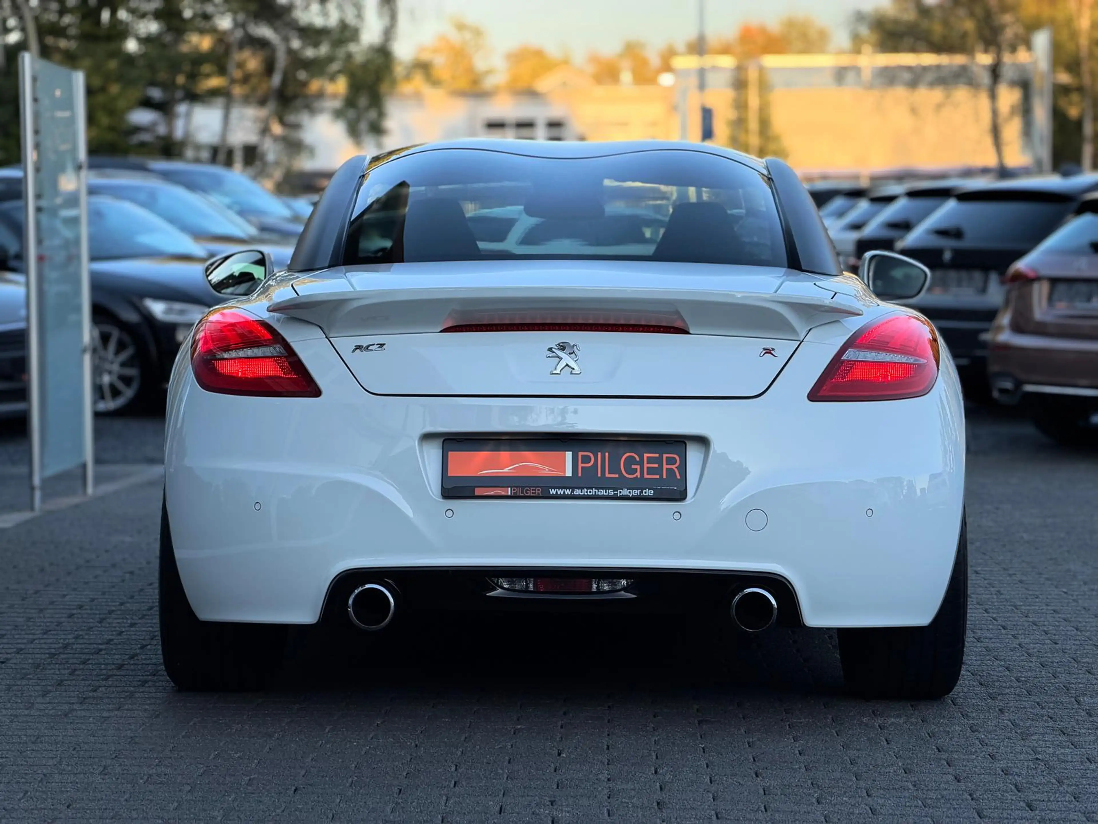 Peugeot RCZ R*Sport*JBL*PDC*AC*Leder*Xenon*BT — photo 5
