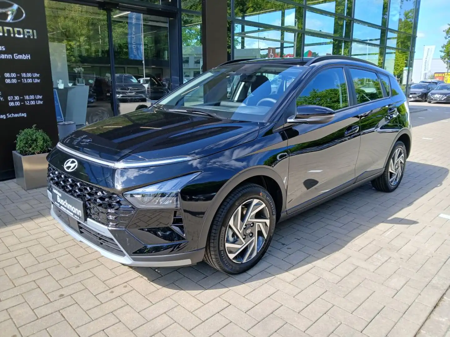 Hyundai BAYON 1.0 T-GDI Trend Schwarz - 1
