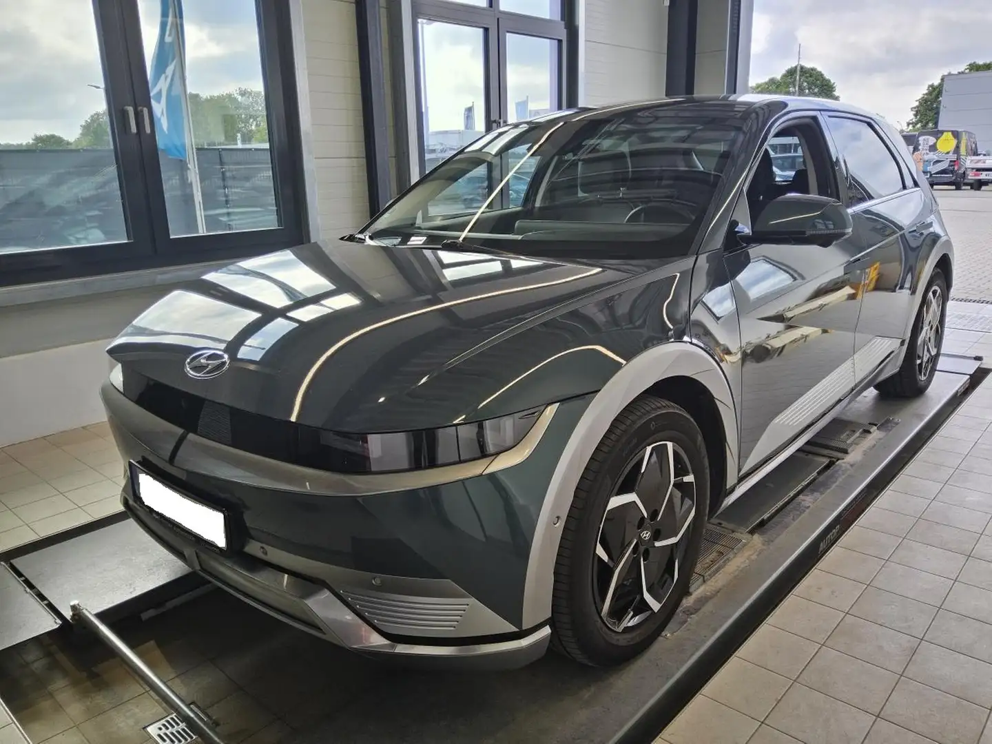 Hyundai IONIQ 5 Uniq Elektro 4WD Green - 2