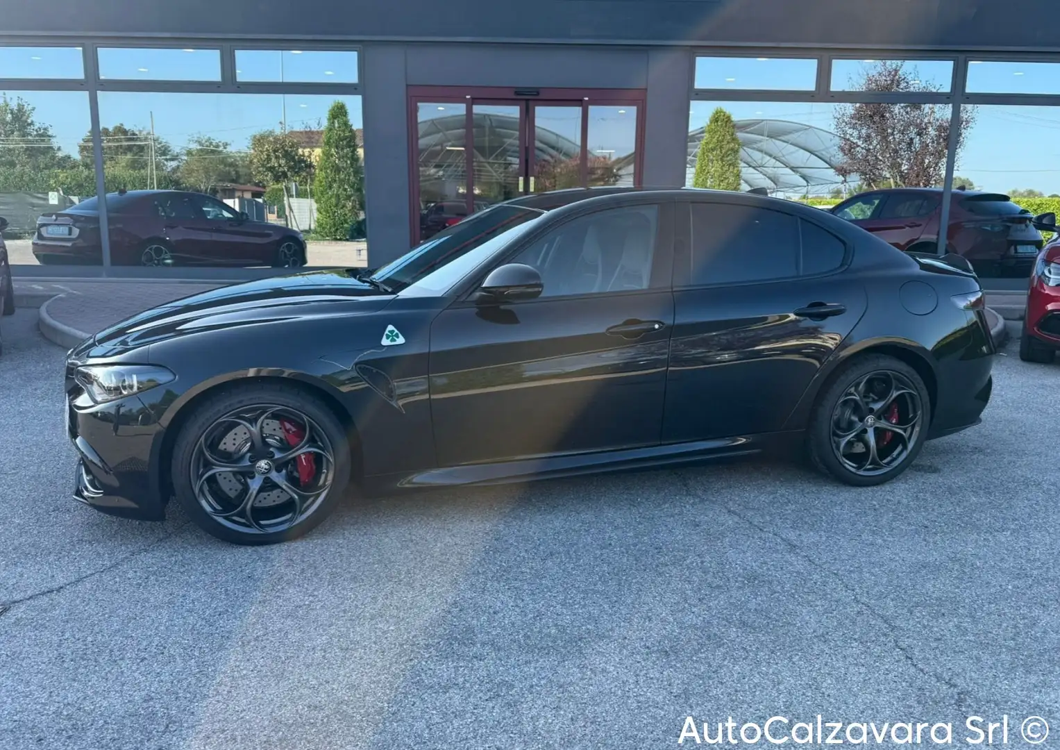 Alfa Romeo Giulia 2.9 V6 Bi-Turbo AT8 Quadrifoglio / R7690282 Noir - 2