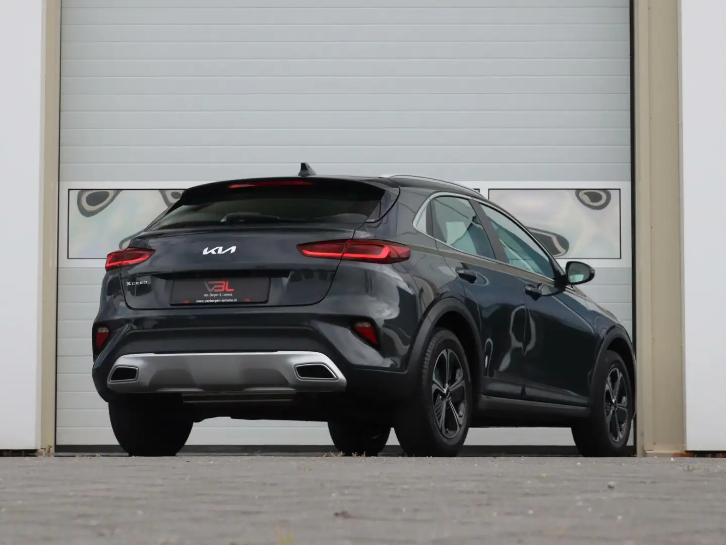 Kia XCeed 1.6 GDi PHEV DynamicPlusLine | Modeljaar 2022 Gris - 2