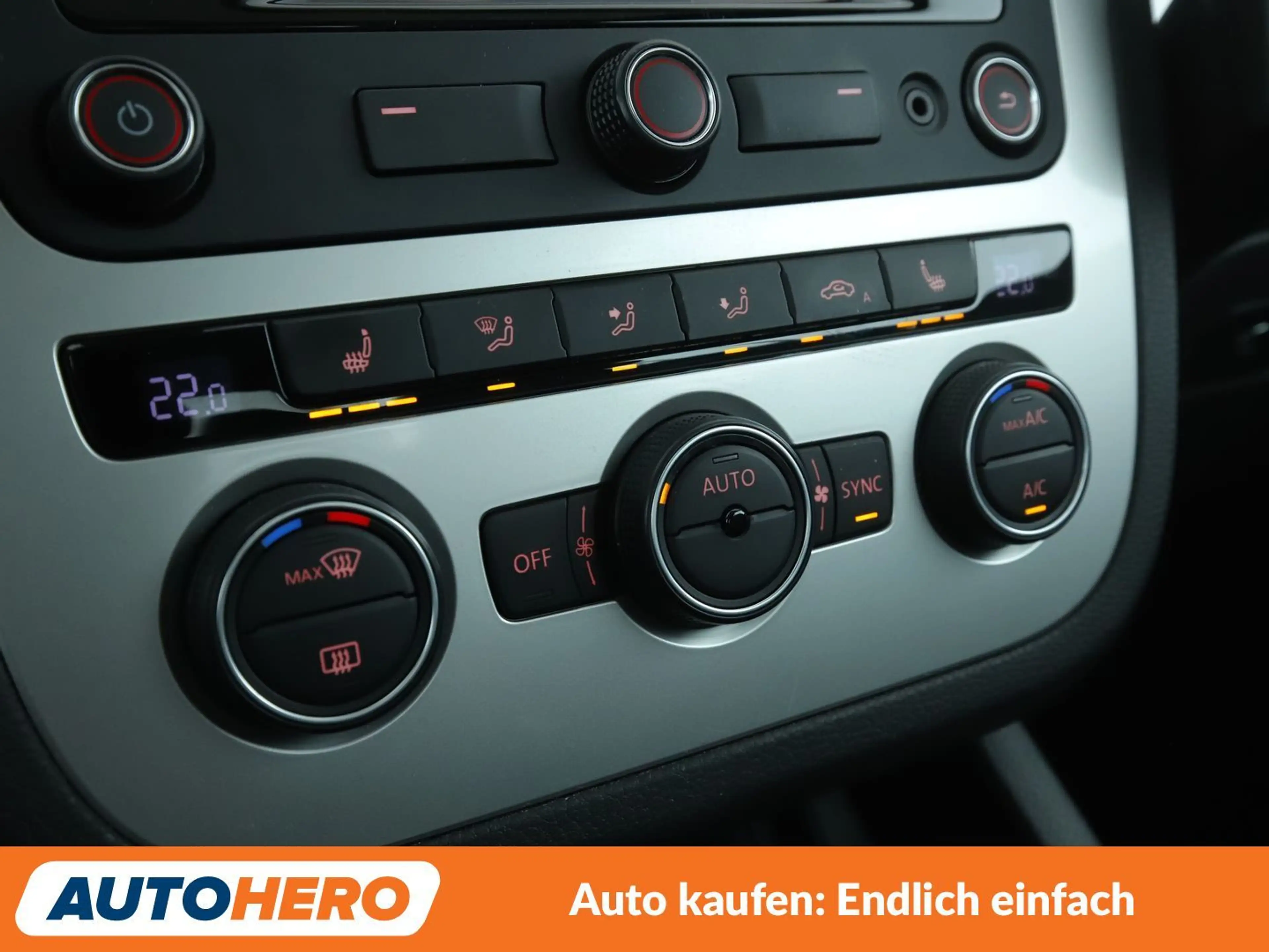 Volkswagen Eos 1.4 TSI Cup *NAV*XENON*TEMP*PDC*SHZ*ALU*KLIMA* — photo 20