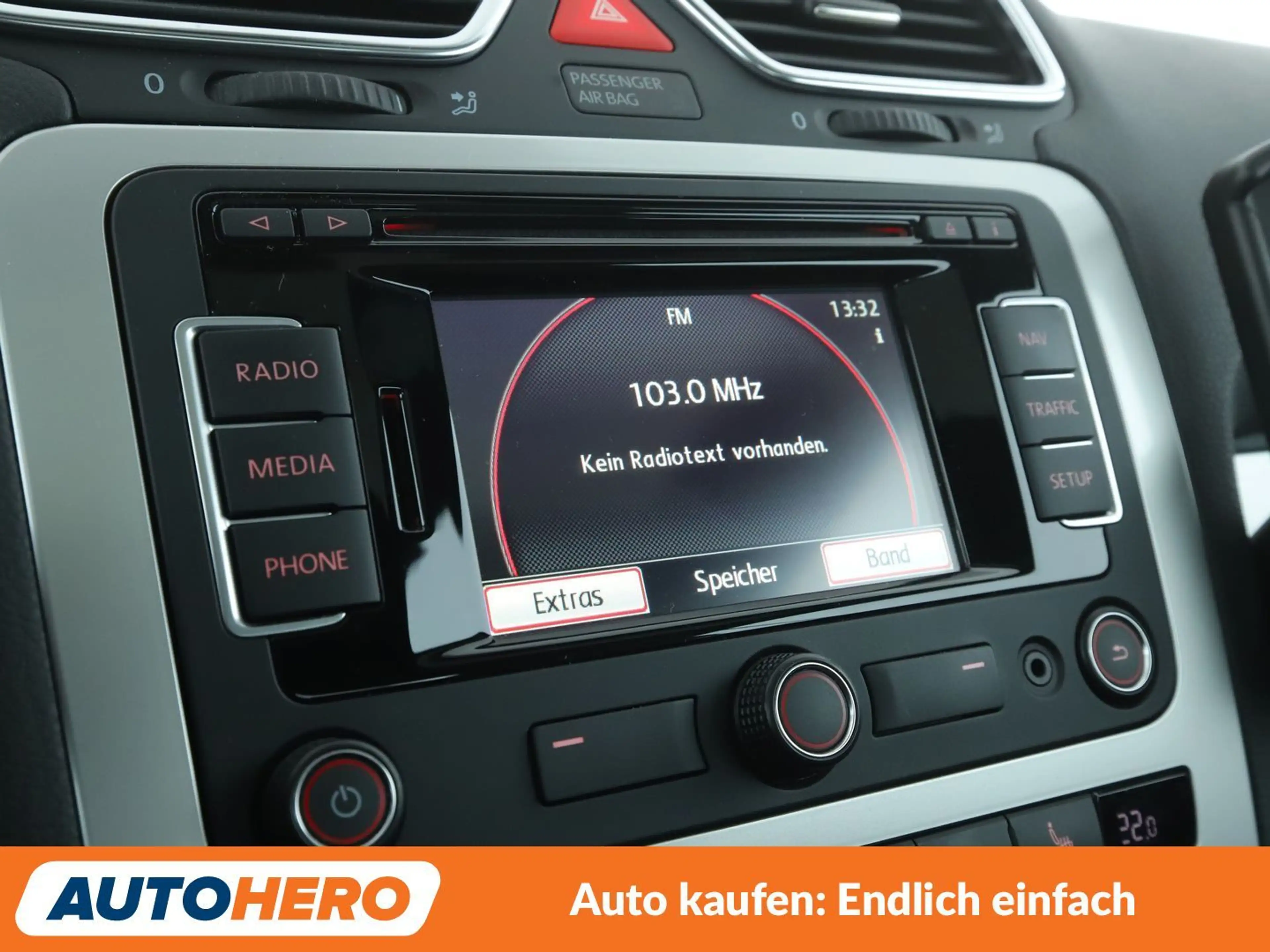 Volkswagen Eos 1.4 TSI Cup *NAV*XENON*TEMP*PDC*SHZ*ALU*KLIMA* — photo 19