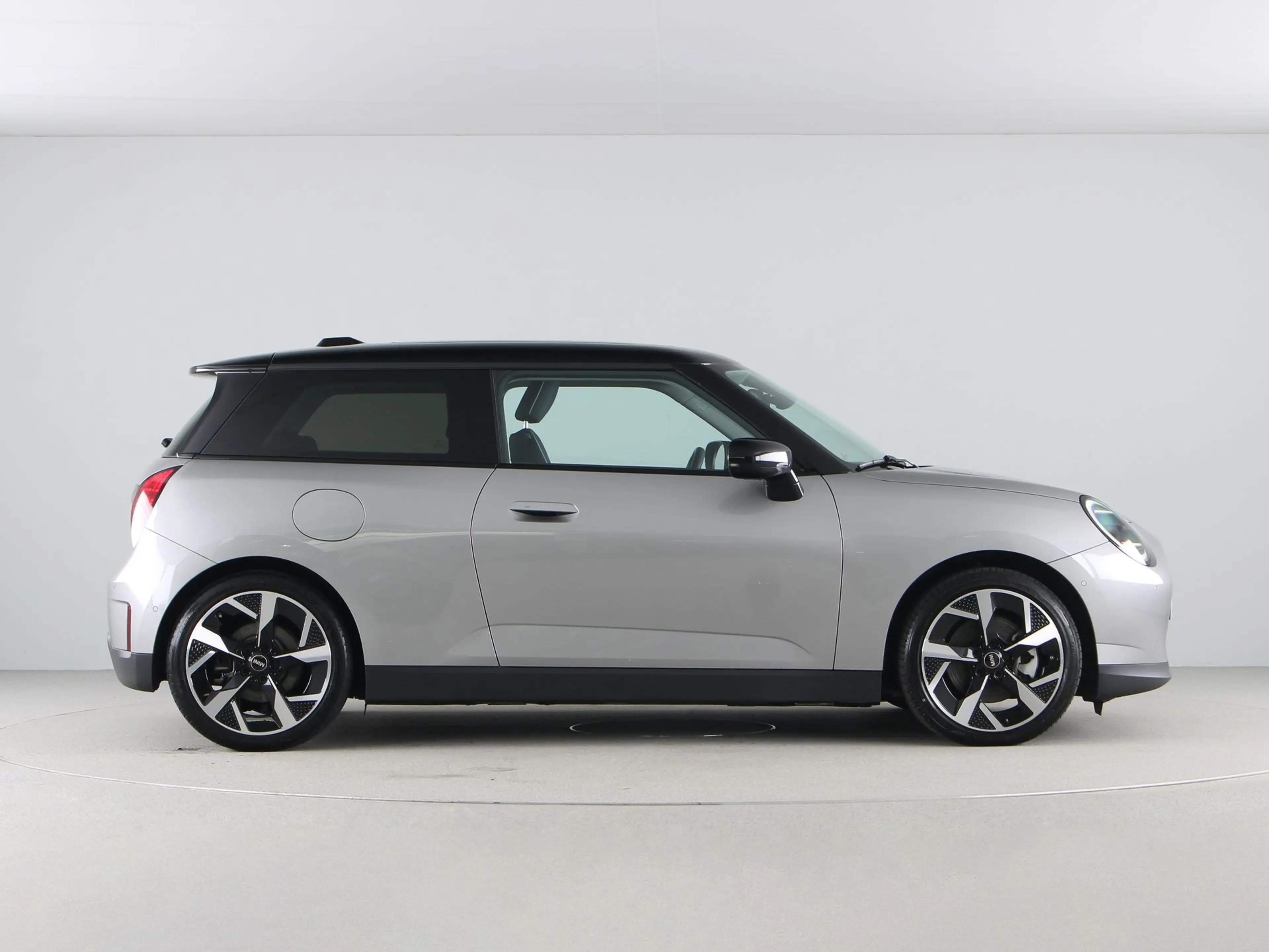 MINI Cooper SE Classic Pakket M — photo 8