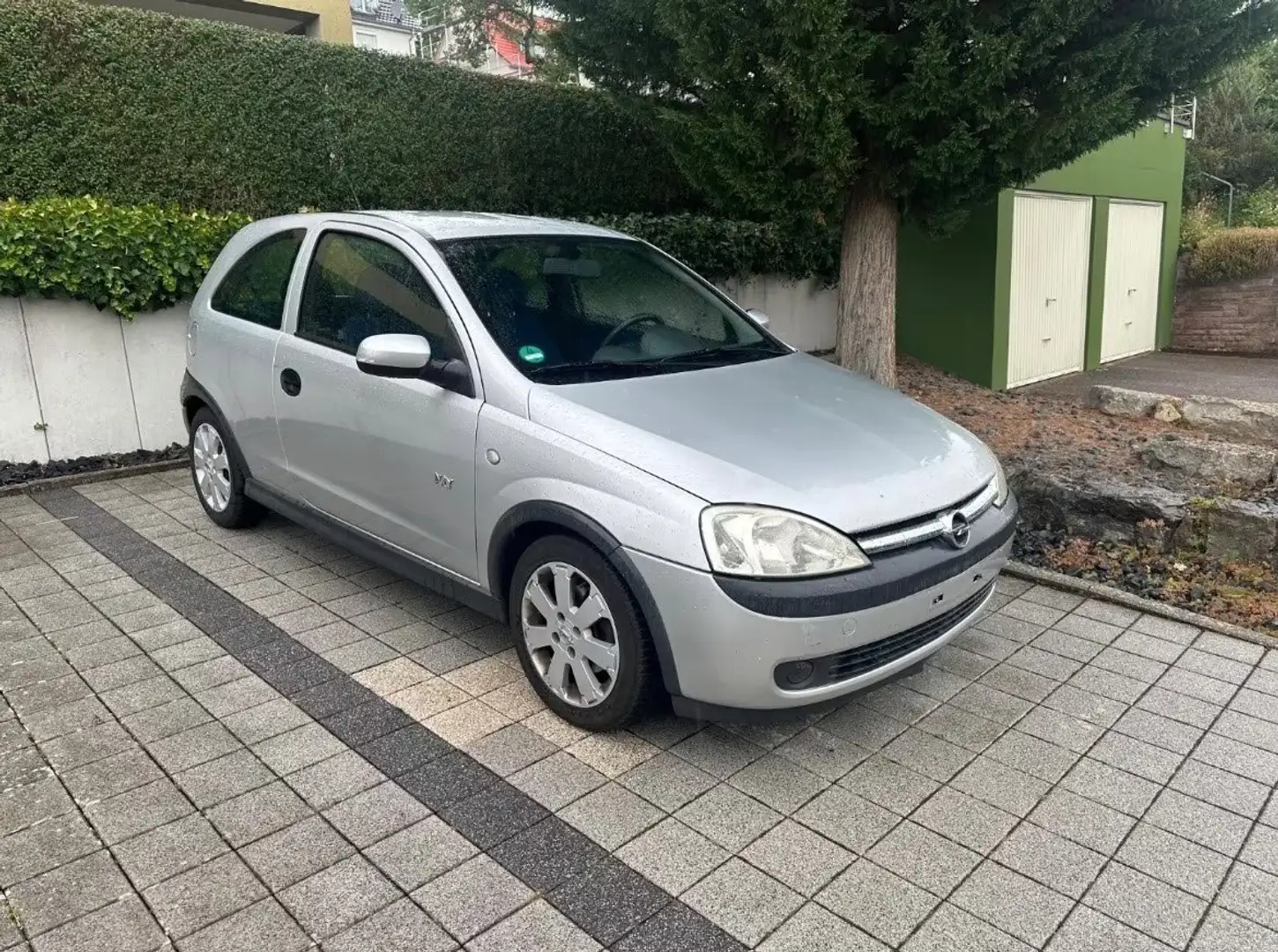 Opel Corsa Corsa 1.4 Automatik 16V Enjoy - 2