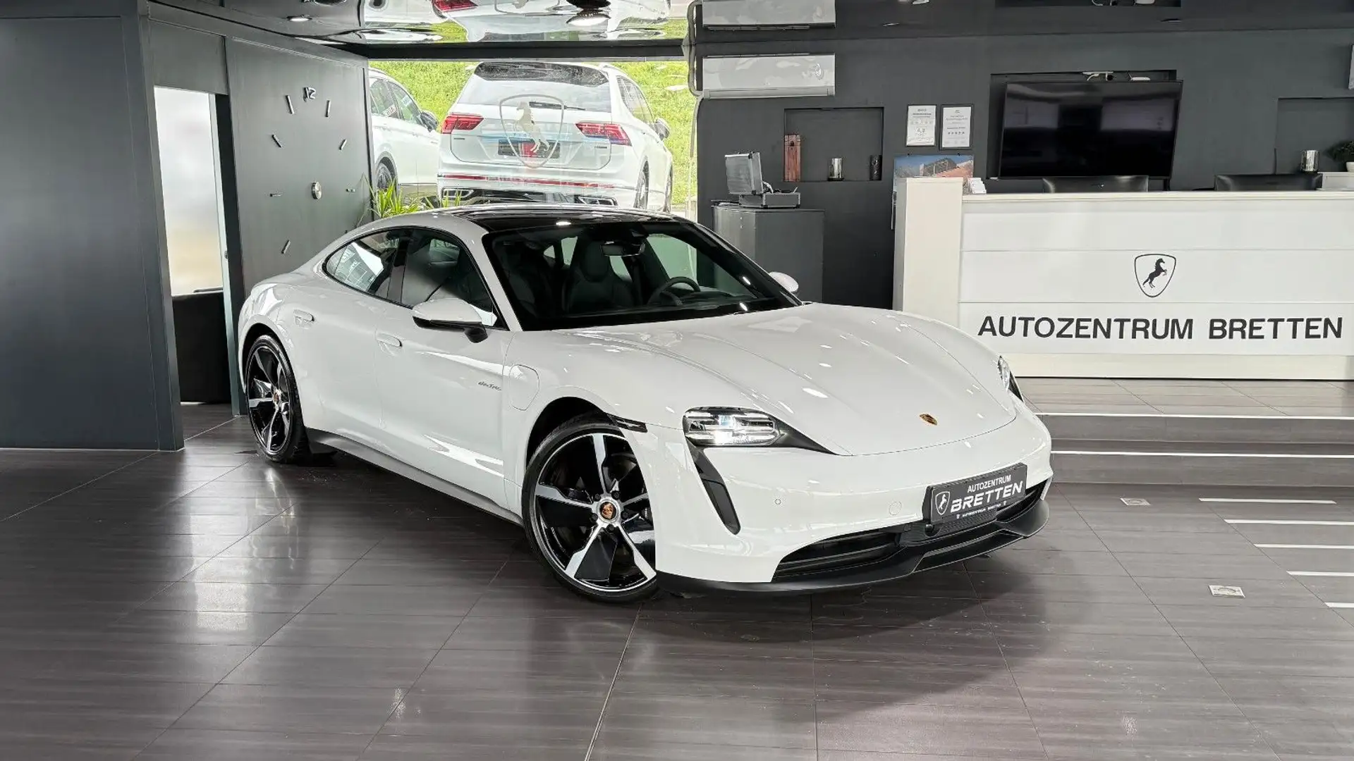 Porsche Taycan Sport-Chrono*Pano*WP*Burmester*ACC* Blanc - 1