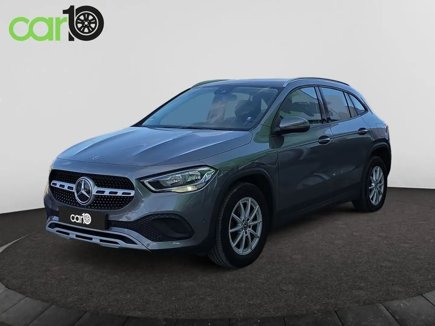 Mercedes-Benz GLA 200 D Plateado - 1