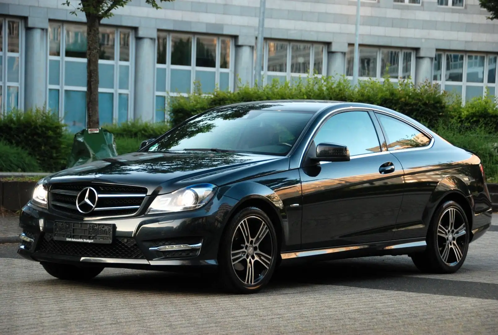 Mercedes-Benz C 180 CGI Edition C| AMG| XENON | LEDER| NAVI Noir - 1