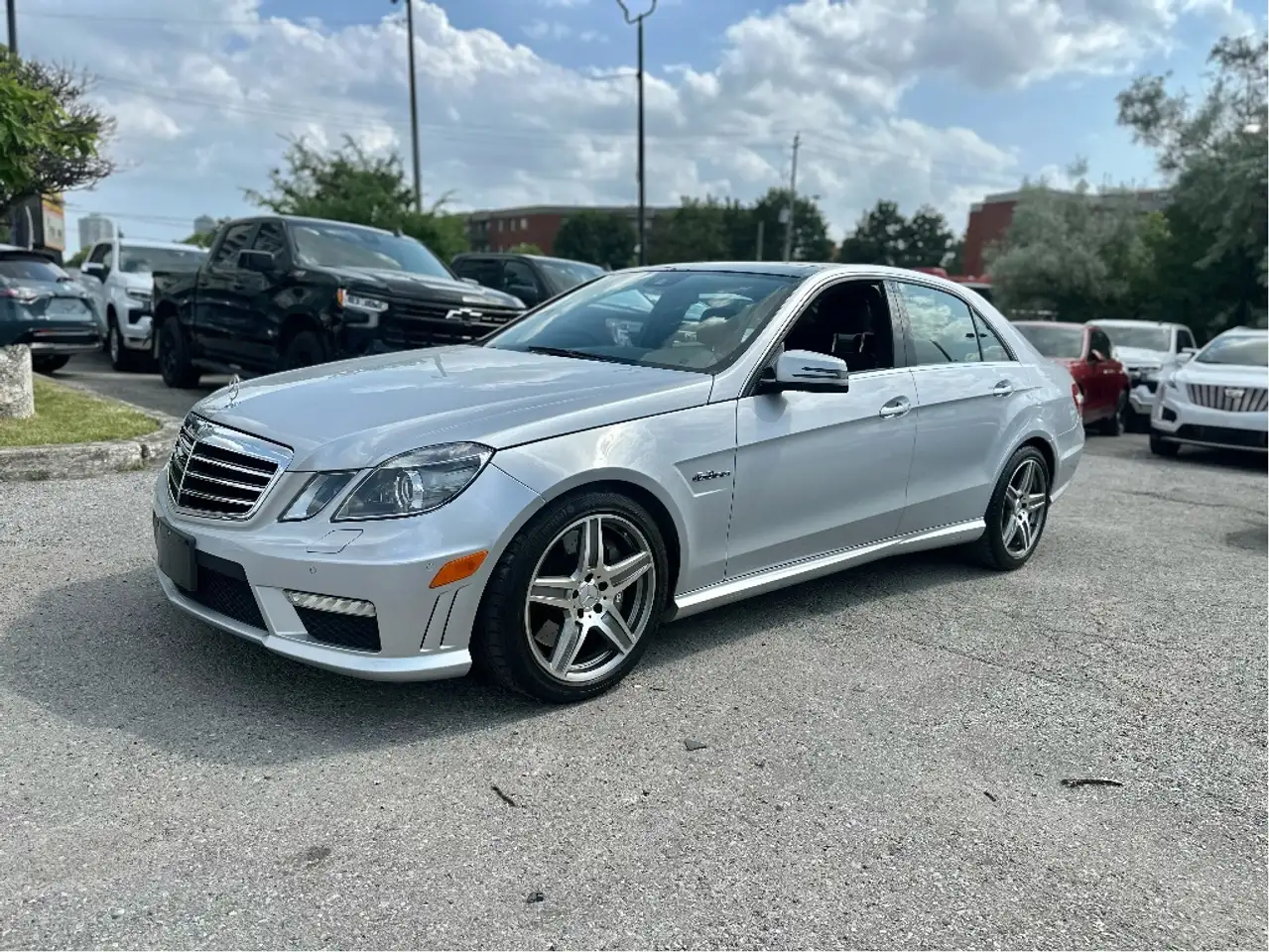 Mercedes-Benz E-Class photo Mercedes-Benz E-Class