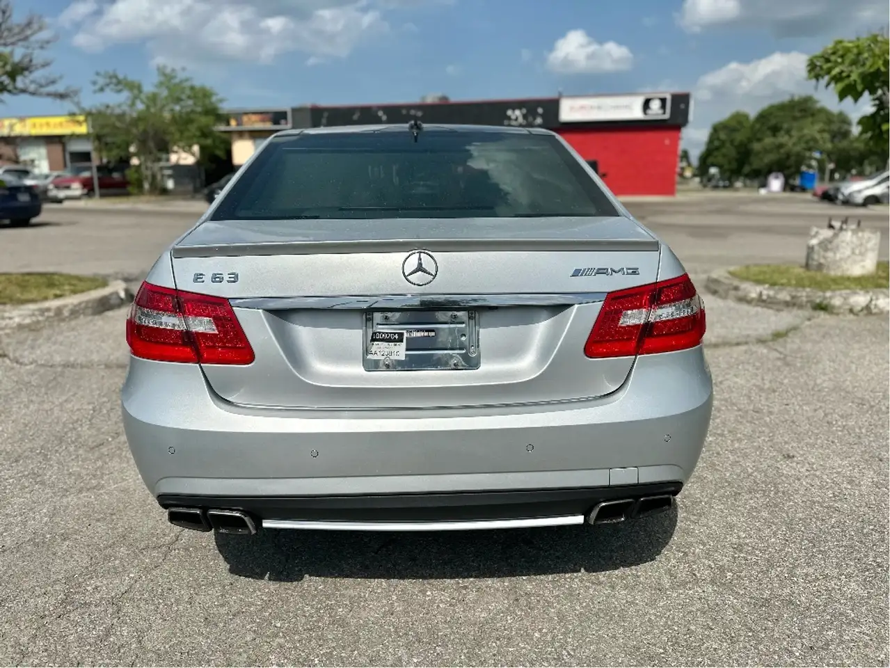Mercedes-Benz E-Class photo Mercedes-Benz E-Class