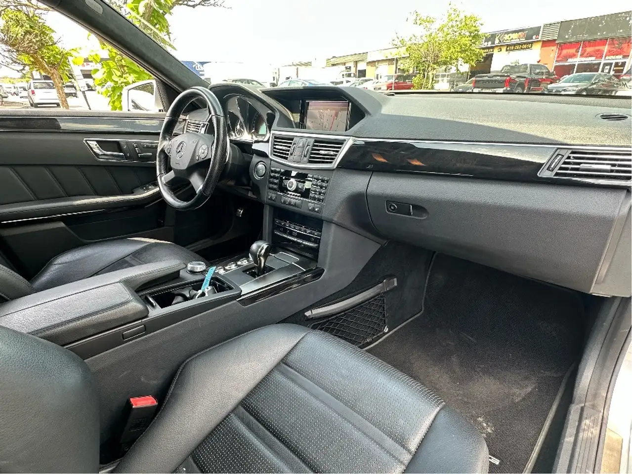 Mercedes-Benz E-Class photo Mercedes-Benz E-Class
